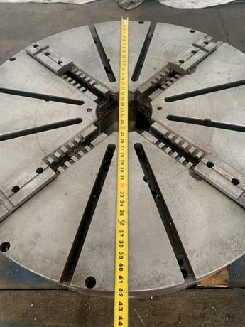 44" 4-jaw Lathe Chuck. Stock # 0998624. - Image 4