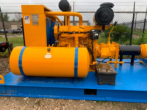 84 GPM @ 10000 psi, Gardner Denver #TX450SB, P/B 450 HP John Deere diesel, triplex - Image 3