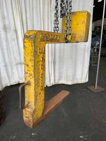 10000 lb. Bradbury, coil hook, 22" throat, 24" opening in C-frame, 4" width of arm - Image 3