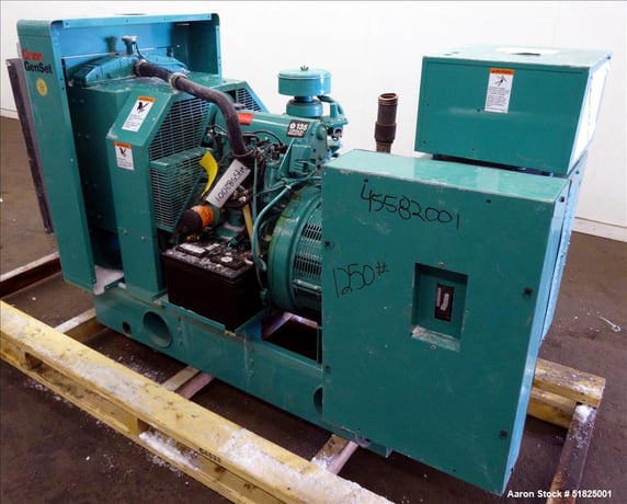 35 KW Onan #35SJB, standby natural gas generator set, 403 hours, 277/480 Volts - Image 2