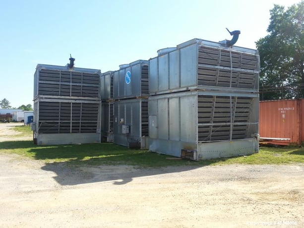 361 Ton, BAC #15425-2, 2-cell cooling tower, galvanized steel, bottom equalizer connection - Image 4