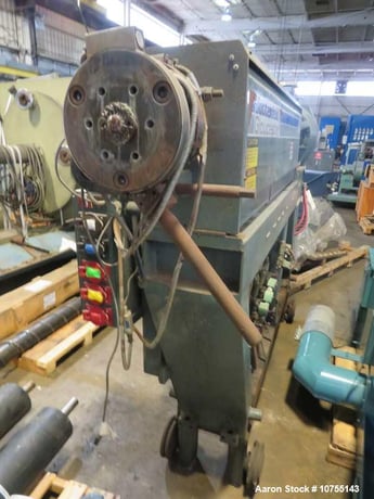2.5" Gloucester #2522, single screw extruder, R2, 32:1 L/D, 72" centerline height, 10.73:1 gearbox ratio - Image 5