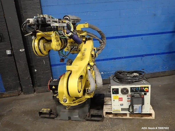 Fanuc, R-2000iB/250F, 6-Axes articulating robot, 104.5" reach, Fanuc R-30iB CPU controller & learning - Image 1