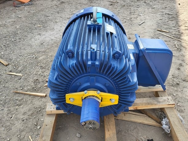 150 HP 1185 RPM Teco Westinghouse, Frame 447T, Marine duty, 575 Volts, new surplus - Image 5