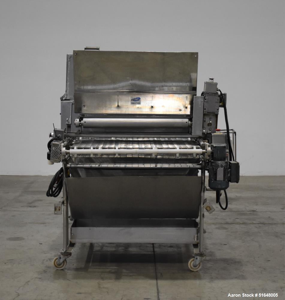 Custom Dry Ingredient Spreader w/Spray Nozzles, 35.5" wide Spreader, 36" width x 84" L Wire Mesh Belt, 230 V - Image 5