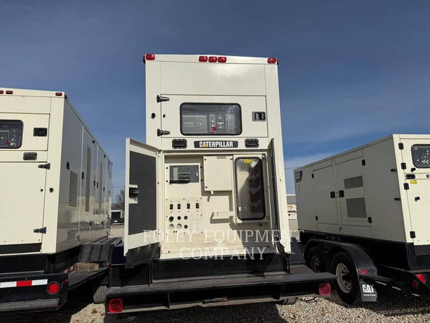 Caterpillar #XQ400, portable diesel generator set, C15 engine, Tier 3, 2008 - Image 3