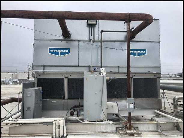 547 Ton, Evapco #4T29918, cooling tower, (2) 20 HP fans, serial #14587447 - Image 1