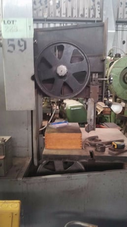 Vertical Band Saw, metal cutting, with Welder - Image 2