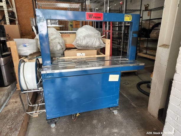 Wilton #SS80, Automatic Arch Case Strapping Machine, 25" width x 22" L x 15" H Aperture, 55" x 23" Table, 220 - Image 2