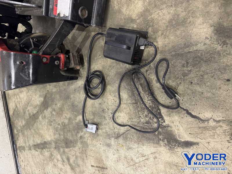 3300 lb. Pallet jack, Vestil #EPT, electric, 24 V., serial #MIBA00690, 2022 - Image 4