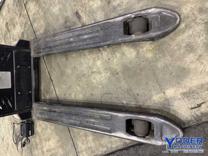 3300 lb. Pallet jack, Vestil #EPT, electric, 24 V., serial #MIBA00690, 2022 - Image 6