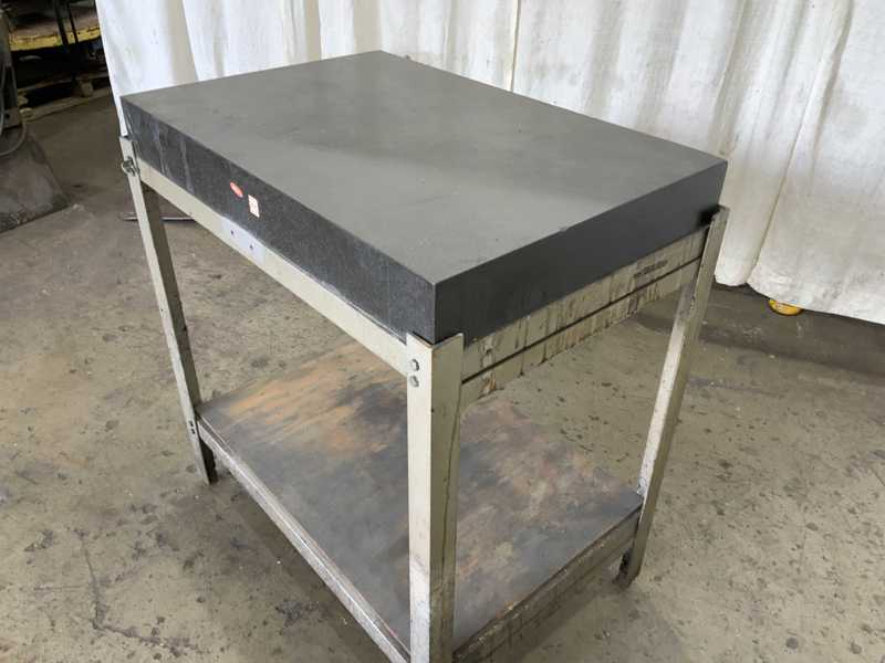 24" x 36" Black granite Surface Combustion plate, 40" height on stand - Image 2