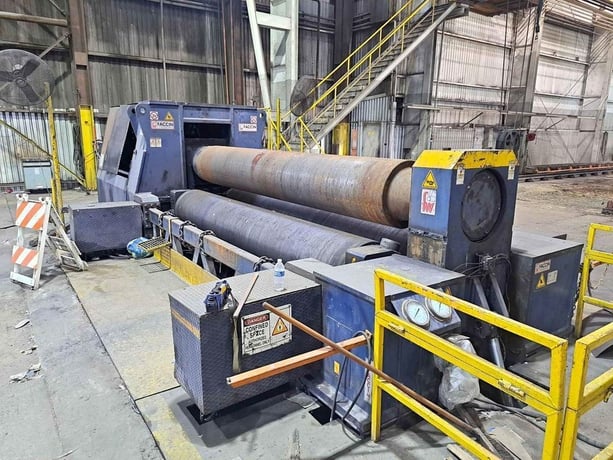 13' x 3" Faccin #HAV-4072, initial pinch plate bending roll, hydraulic, 3-rolls, 2009 - Image 1