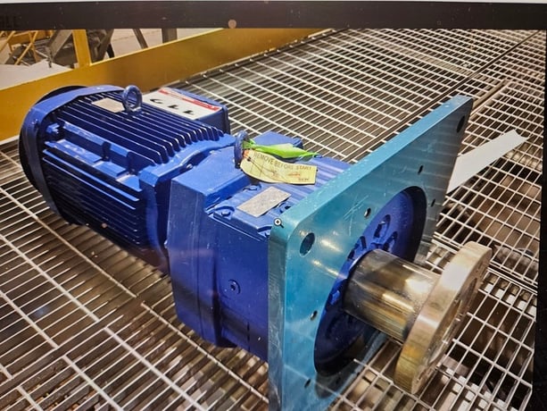 Sepro #CMX1500, pump & 20 HP motor & gear reducer, new surplus, 2022 - Image 4