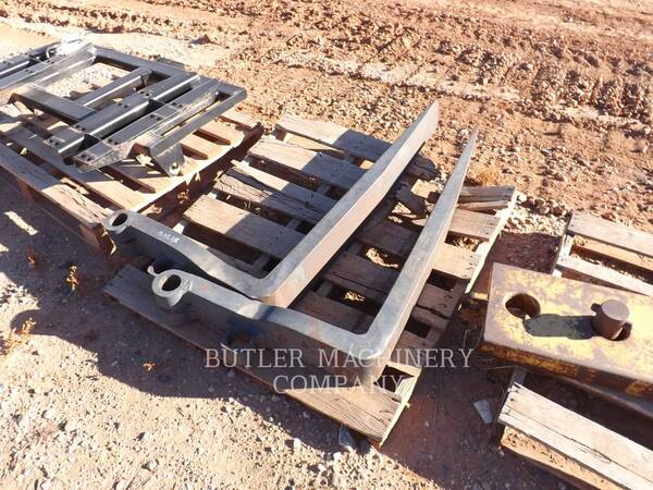 Caterpillar 48" TINES, Fork, S/N: 0X0202436, - Image 1