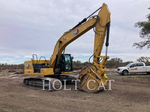 Caterpillar 326 LRF, Crawler Excavator, 2967 hours, S/N: MFJ20132, 2022 - Image 2