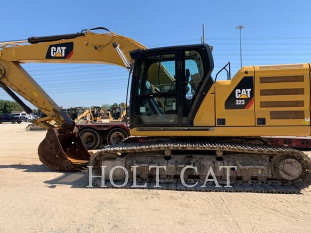 Caterpillar 323, Crawler Excavator, 2448 hours, S/N: RAZ00657, 2018 - Image 1