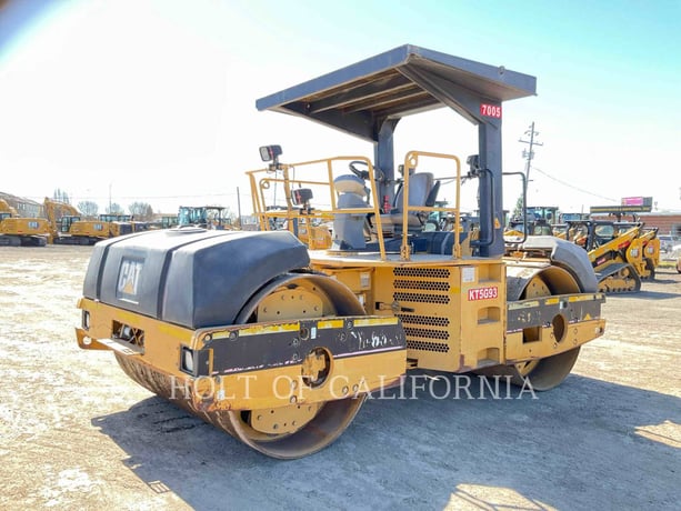 Caterpillar CB-634D, Twin Drum Roller, 721 hours, S/N: CDF00294, 2002 - Image 1