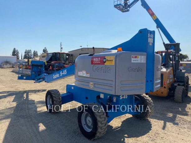 Genie Industries BOOM Z60, Articulated Boom Lift, 2077 hours, S/N: Z6215A-106, 2015 - Image 4