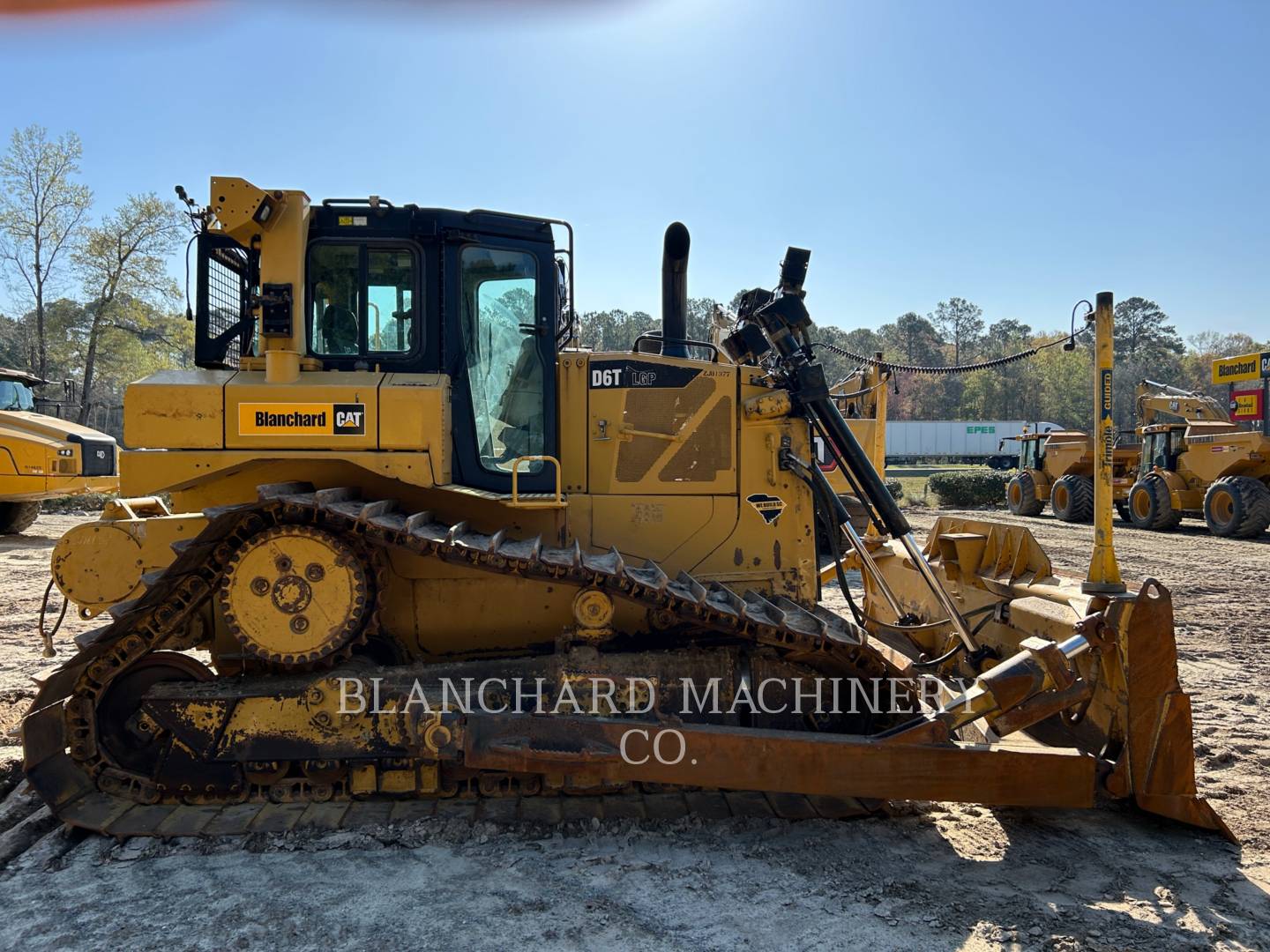 Caterpillar D6T LGP, Crawler Dozer, 9900 hours, S/N: ZJB01377, 2014 - Image 6