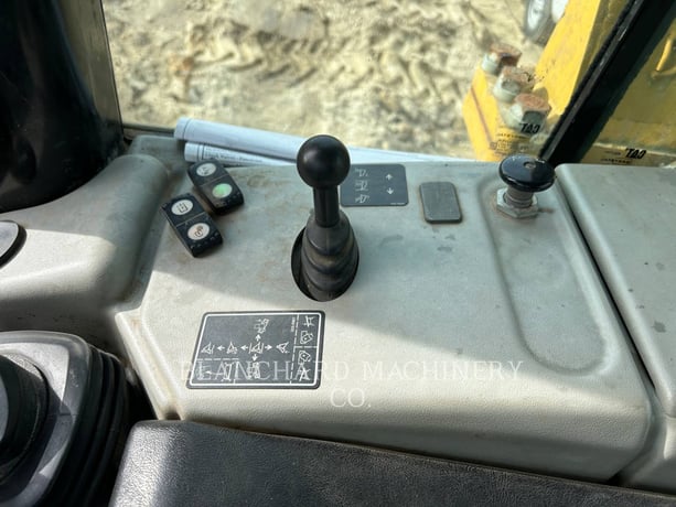 Caterpillar D6NLGP, Crawler Dozer, 5246 hours, S/N: SGG00309, 2018 - Image 8