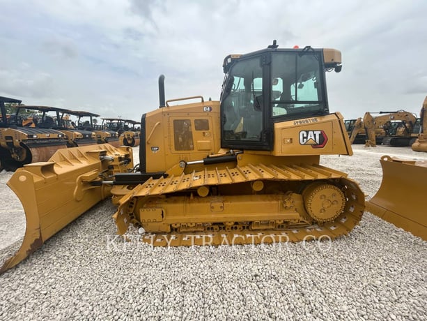Caterpillar D4, Crawler Dozer, 5506 hours, S/N: JPH00708, 2022 - Image 1