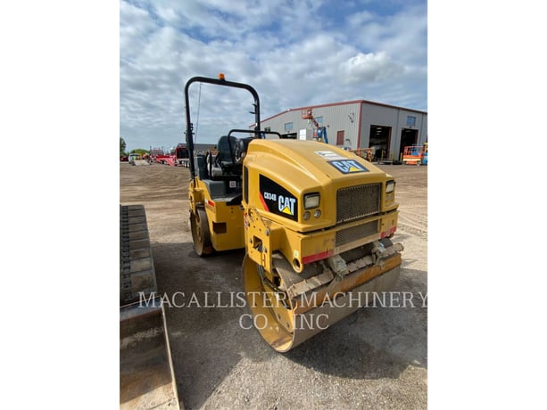 Caterpillar CB34B, Twin Drum Roller, 1775 hours, S/N: XB400663, 2018 - Image 2
