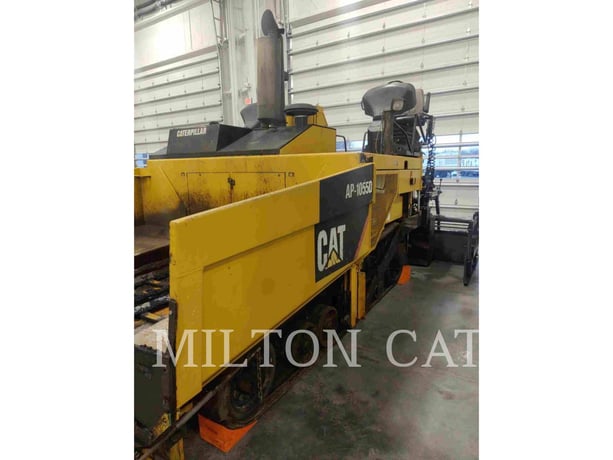 Caterpillar BG-2455D, Asphalt Paver, 8256 hours, S/N: BXW00100, 2005 - Image 1