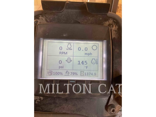 Caterpillar CB15, Twin Drum Roller, 1374 hours, S/N: M9400405, 2022 - Image 5