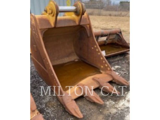 Caterpillar 55" .SD.BUCKET.TB.LINKAGE, Bucket, S/N: MCN17008, 2017 - Image 1