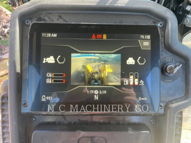 Cat D3 Cleaver-Brooks, Crawler Dozer, 75 hours, S/N: XKW02246, 2022 - Image 5