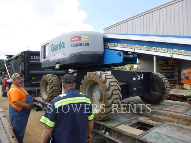 Genie Industries S60DX, Articulated Boom Lift, 3379 hours, S/N: S60XH-38069, 2017 - Image 2