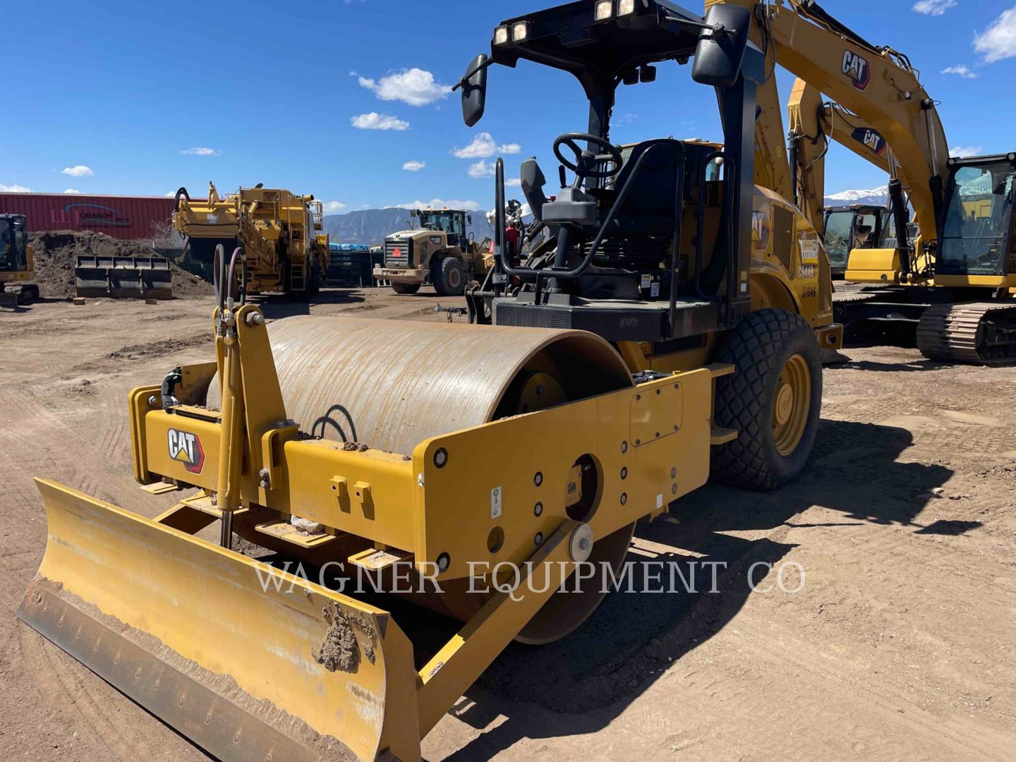 Caterpillar CS44B, Compactor, 176 hours, S/N: 4G300991, 2023 - Image 1