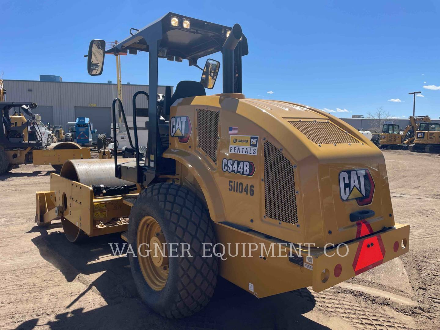 Caterpillar CS44B, Compactor, 176 hours, S/N: 4G300991, 2023 - Image 4
