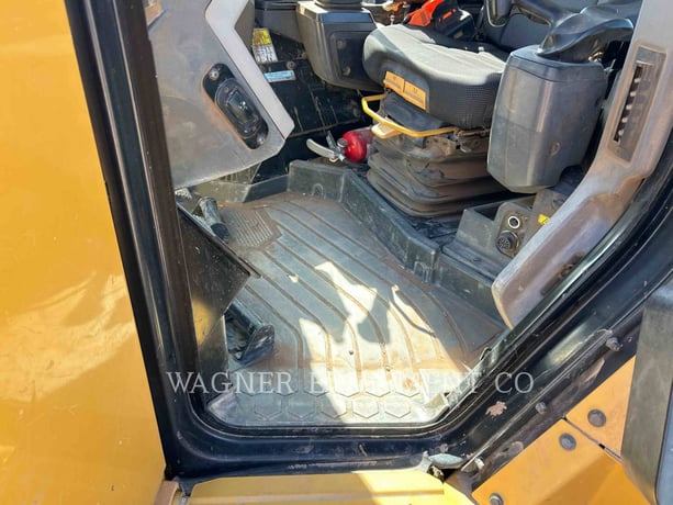 Caterpillar D6 VP, Crawler Dozer, 4146 hours, S/N: RBP00335, 2019 - Image 8