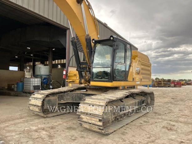 Caterpillar 352, Crawler Excavator, 1697 hours, S/N: KXH10208, 2023 - Image 1