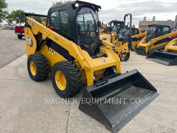 Cat 272D3, Skid Steer Loader, 31 hours, S/N: TY300154, 2023 - Image 2