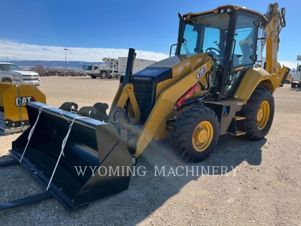 Cat 420, Backhoe Loader, 133 hours, S/N: H8T04111, 2023 - Image 1