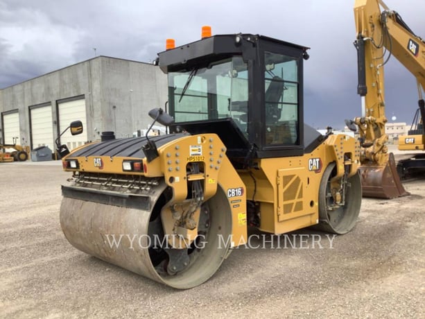 Caterpillar CB16, Asphalt Distributor, 778 hours, S/N: HP501012, 2023 - Image 1