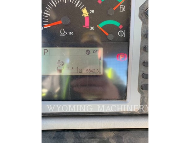 Caterpillar D6T, Crawler Dozer, 6044 hours, S/N: DTD01093, 2012 - Image 5