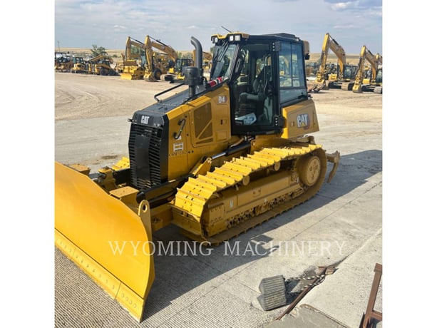 Caterpillar D4 VP, Crawler Dozer, 46 hours, S/N: KWM10362, 2024 - Image 1