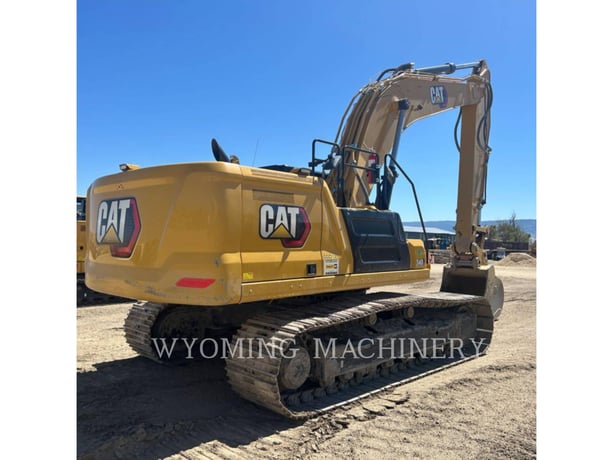 Caterpillar 340, Crawler Excavator, 583 hours, S/N: GDZ00213, 2022 - Image 3