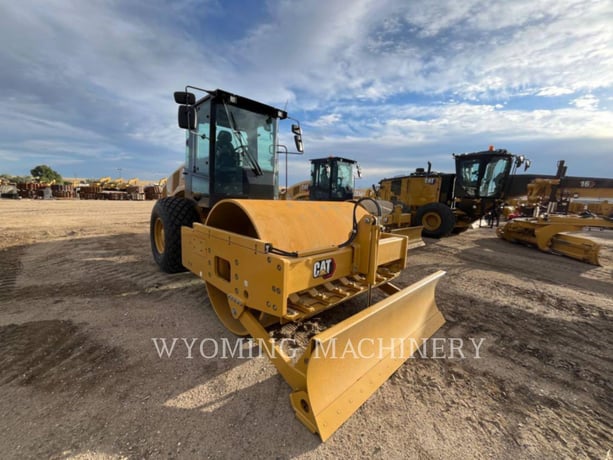 Caterpillar CS12, Asphalt Distributor, 24 hours, S/N: 37600172, 2024 - Image 2