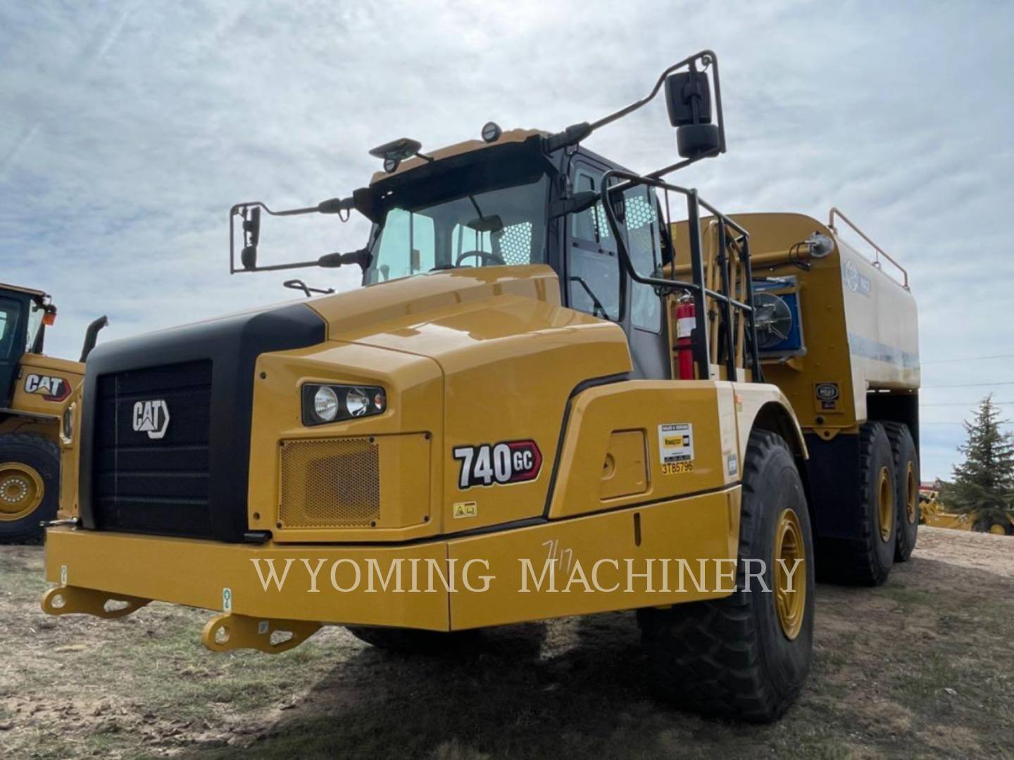 Caterpillar 740 GC, Articulated Truck, 952 hours, S/N: 3T805796, 2023 - Image 1