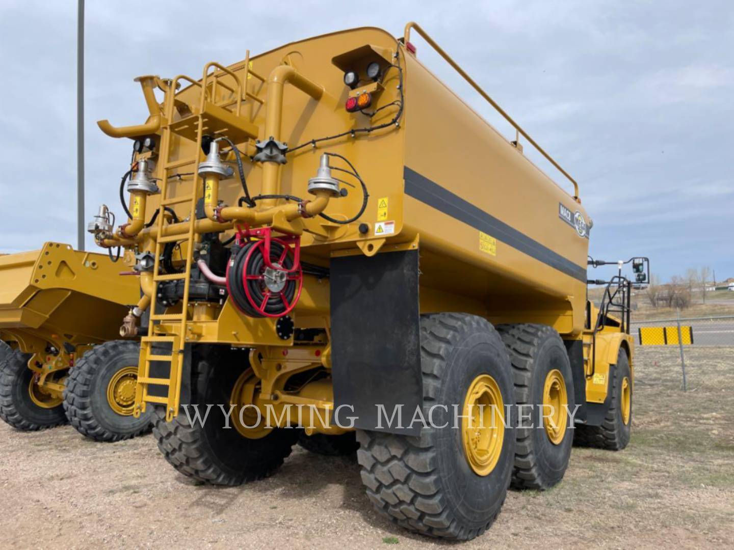 Caterpillar 740 GC, Articulated Truck, 952 hours, S/N: 3T805796, 2023 - Image 3