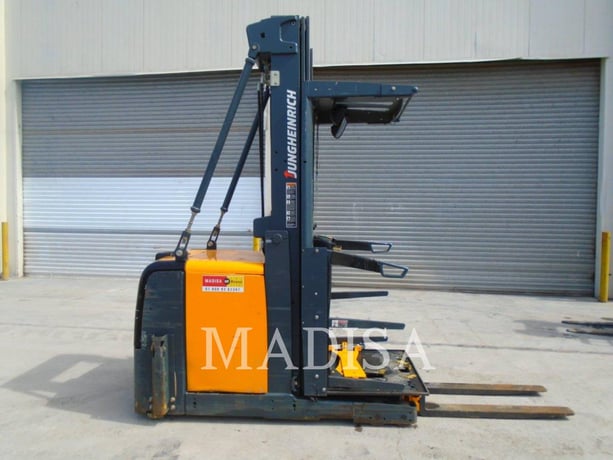 Caterpillar Lift Trucks EKS308, Forklift, 8593 hours, S/N: FN465799, 2014 - Image 2
