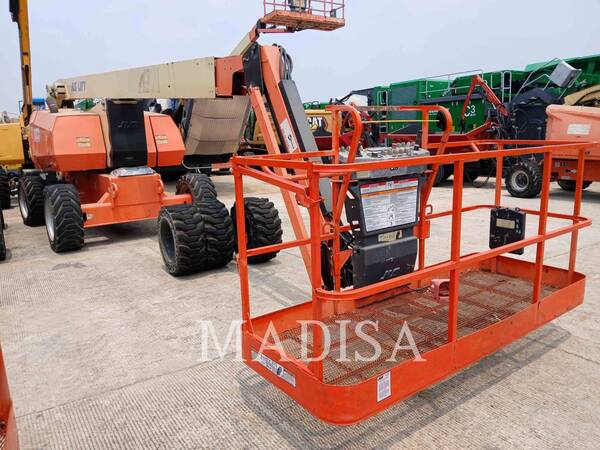 Jlg Industries, Inc. 800 AJ, Articulated Boom Lift, 2671 hours, S/N: 300271345, 2021 - Image 2