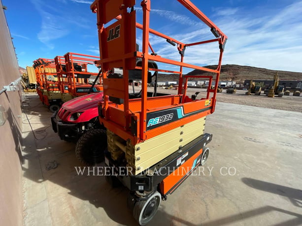 Jlg Industries, Inc. AE1932, Lift Scissor, 10 hours, S/N: M200055044, 2022 - Image 2