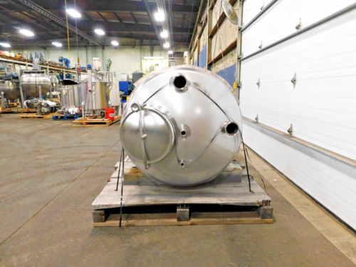 250 gallon Insulated 316 Stainless Steel tank, 40" dia., 45" straight wall, (2) 4" bottom ports, (1) 3" side - Image 5