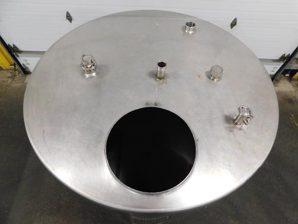 750 gallon 304 Stainless Steel tank, 64" dia. x 59" straight wall, 17.5" man hole, 2.75" drain port, 1" side - Image 9